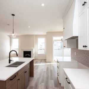 grande-prairie-alberta-dirham-homes-Wexford-kitchen-living